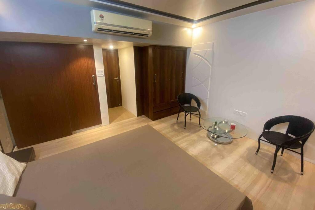شقة Bandra'S Prime Luxurious 2 Bhk مومباي المظهر الخارجي الصورة