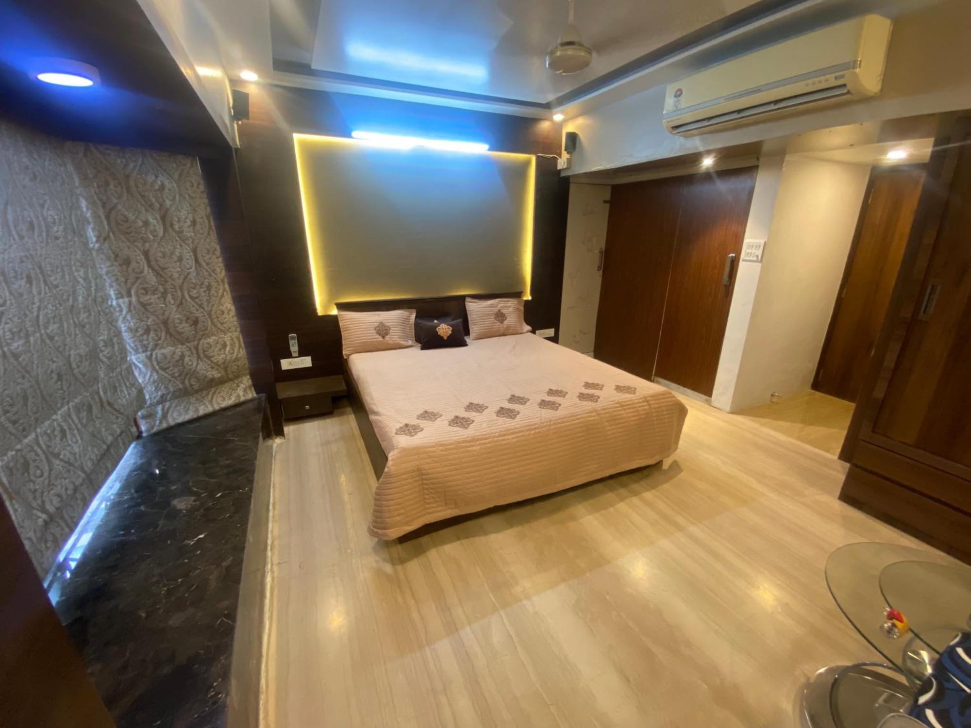 شقة Bandra'S Prime Luxurious 2 Bhk مومباي المظهر الخارجي الصورة